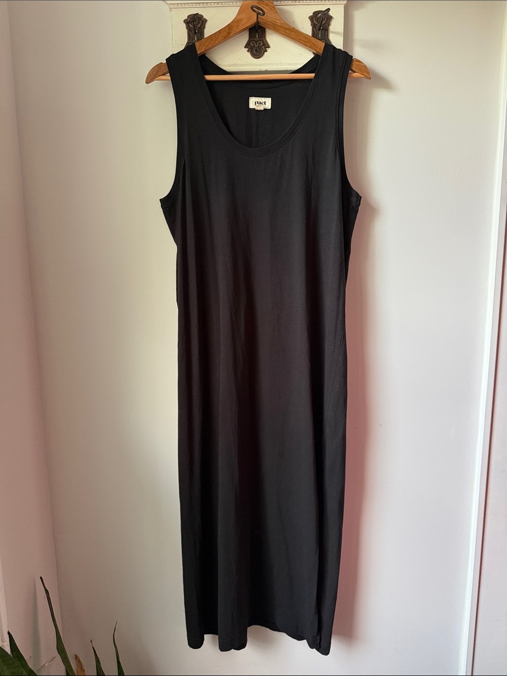 Pact Black Sleeveless Midi Dress with Slit Large 100% Organic Cotton Relaxed Fit